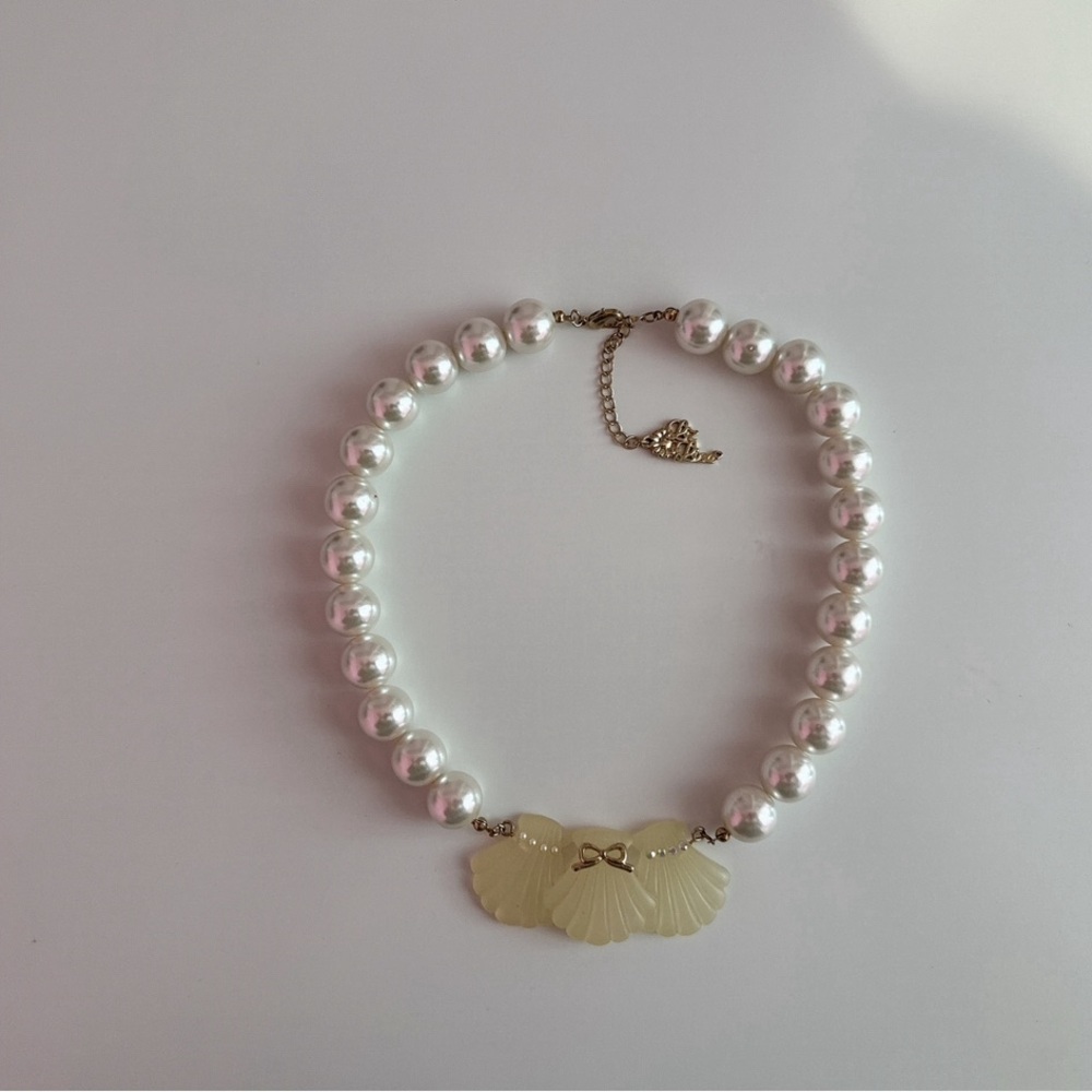 Liz Lisa Pearl Seashell necklace